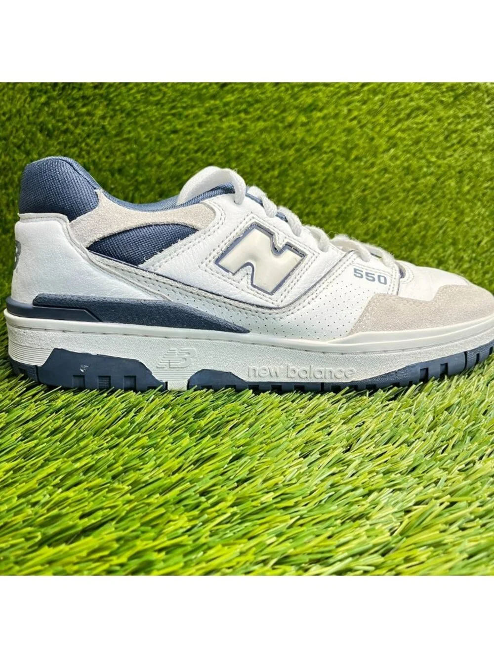 New Balance 550 Mens Size 8 White Blue Athletic Running Walking Shoes Sneakers